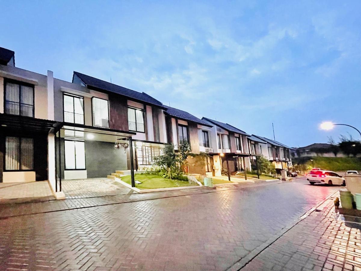 Larisa Homestay Syariah Padalarang Bagian luar foto