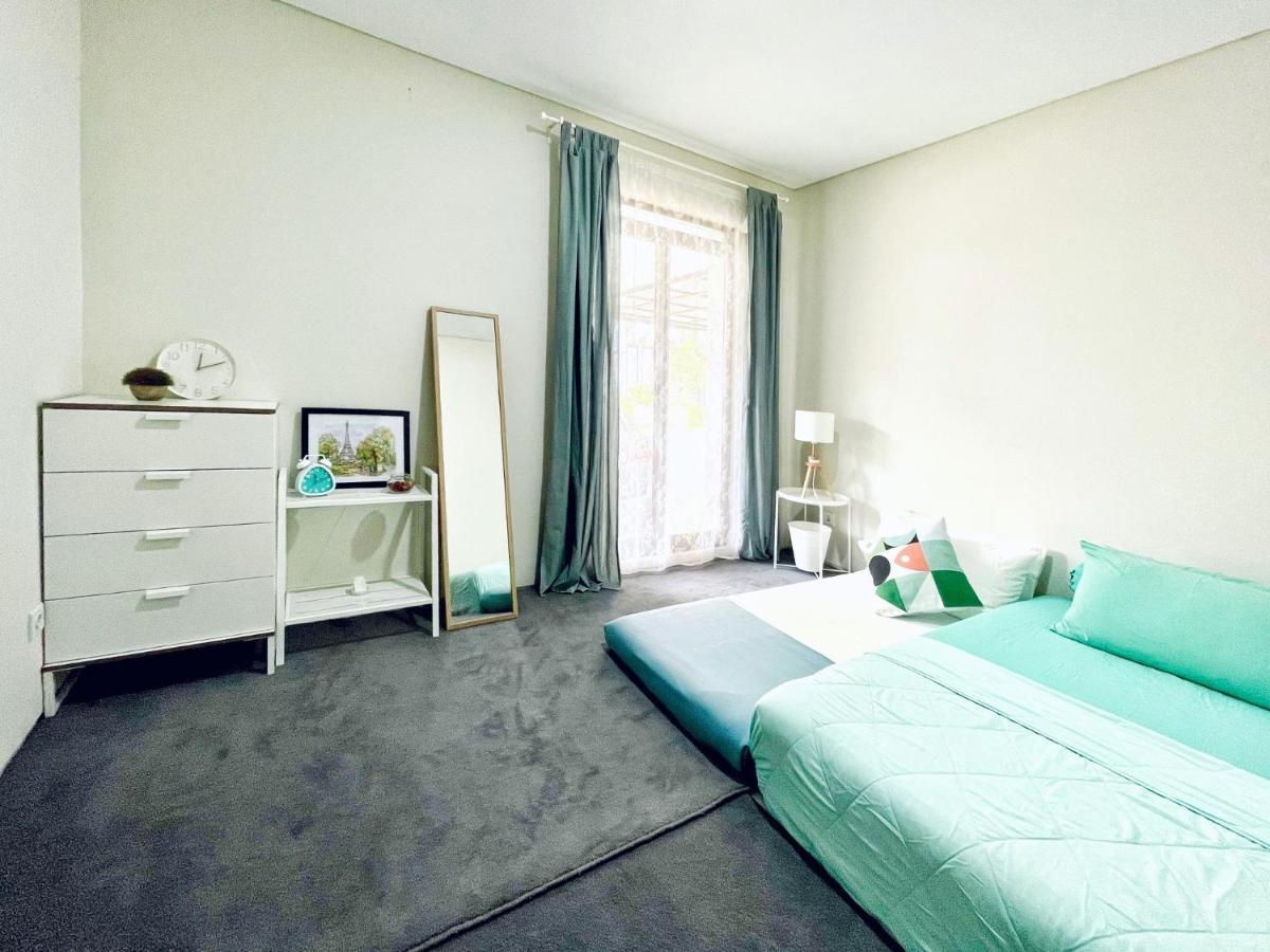 Larisa Homestay Syariah Padalarang Bagian luar foto